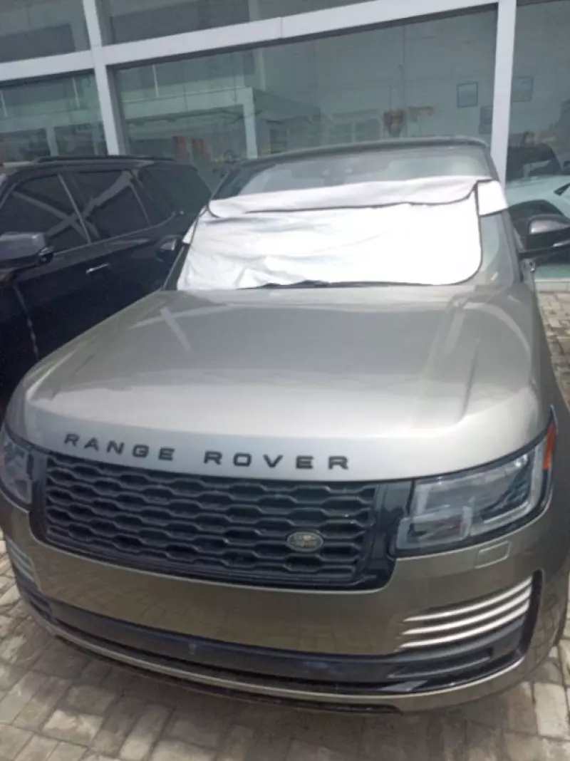 Land Rover Range Rover Vogue   - 2019