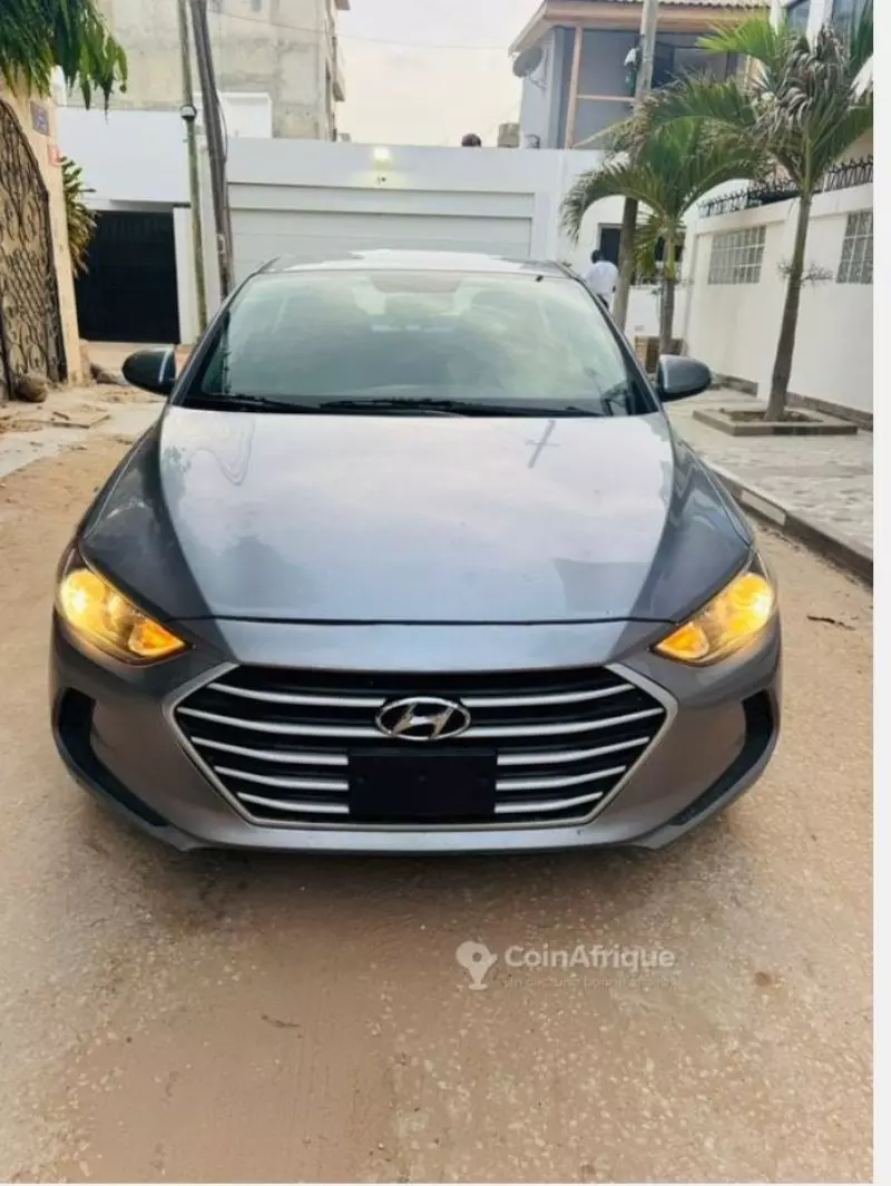 Hyundai Elantra   - 2017