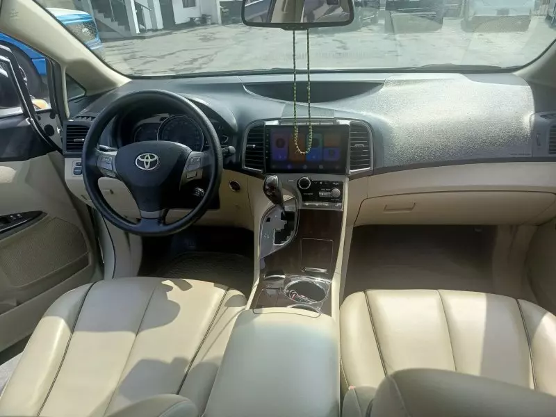 Toyota Venza   - 2010