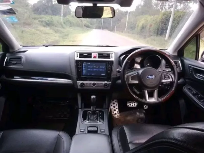 Subaru Outback   - 2015
