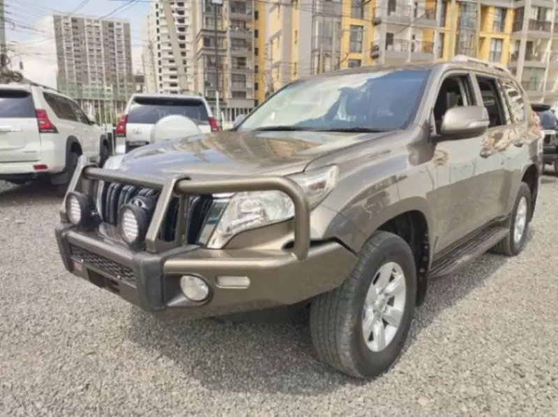 Toyota Land Cruiser Prado   - 2017