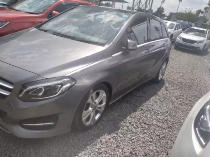 Mercedes-Benz B 180   - 2018