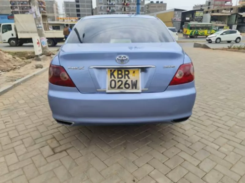 Toyota Mark X   - 2005