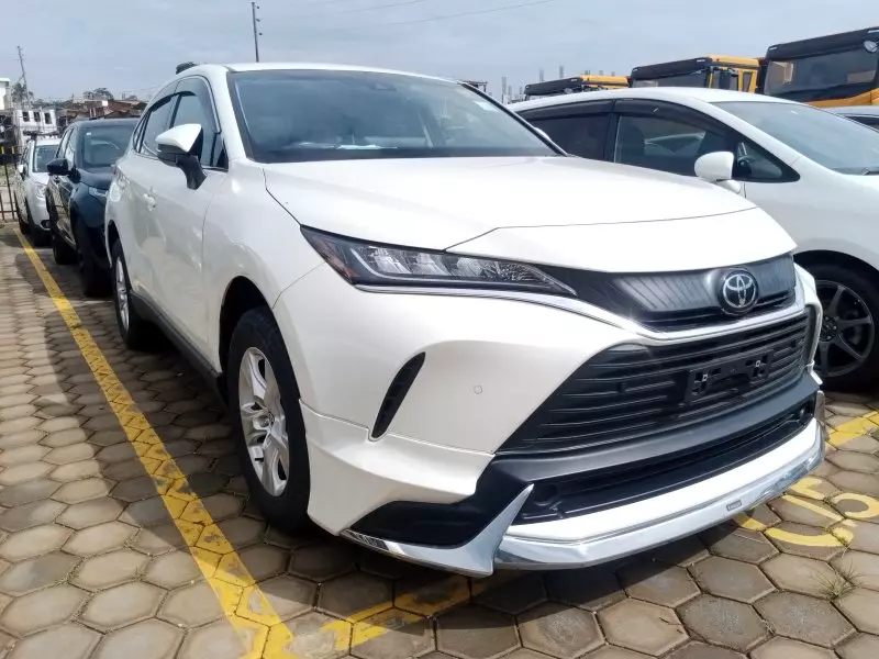 Toyota Harrier   - 2020