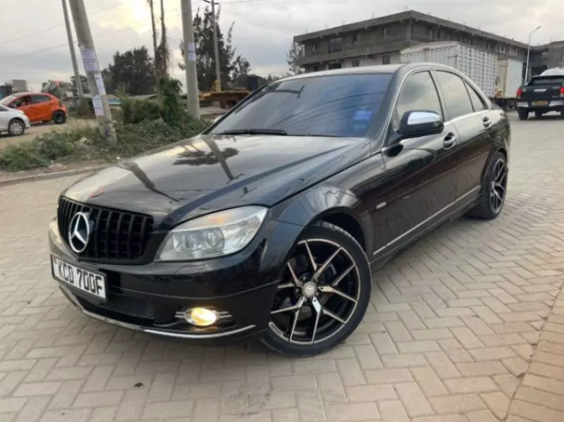 Mercedes-Benz C 200   - 2009
