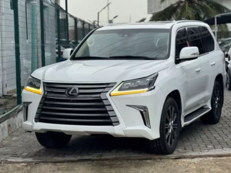 Lexus 570   - 2019