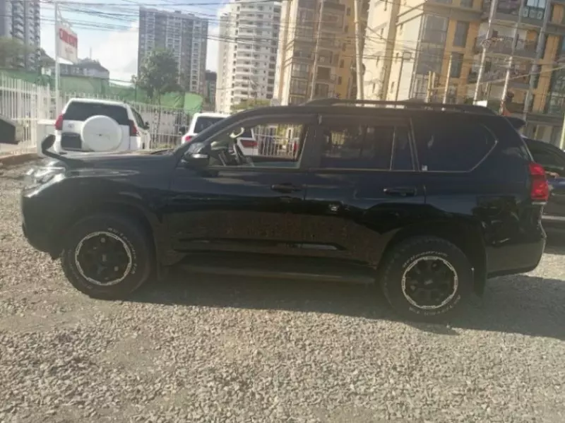 Toyota Landcruiser Prado   - 2019