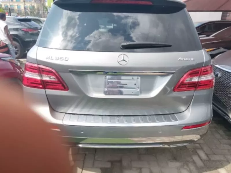 Mercedes-Benz ML 350