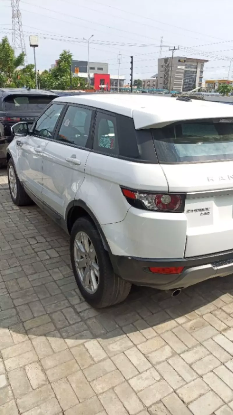 Land Rover Range Rover Evoque   - 2014