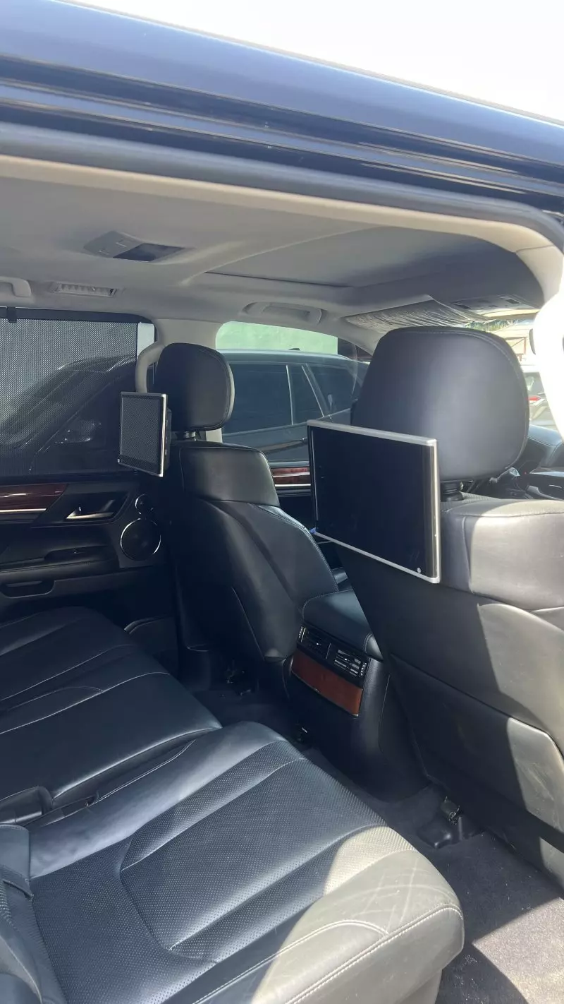 Lexus LX 570   - 2018