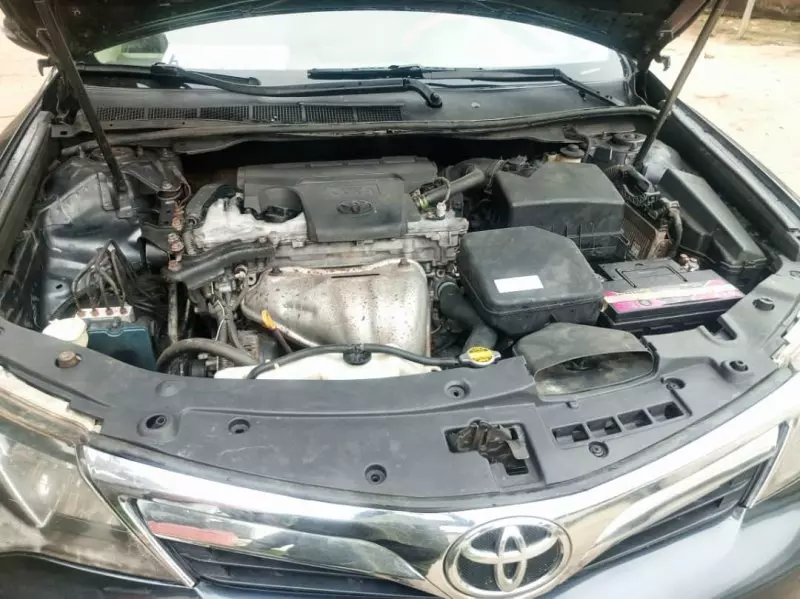 Toyota Camry   - 2012
