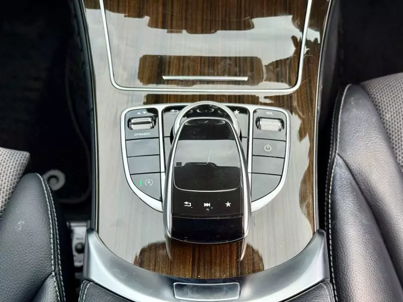 Mercedes-Benz C200   - 2018