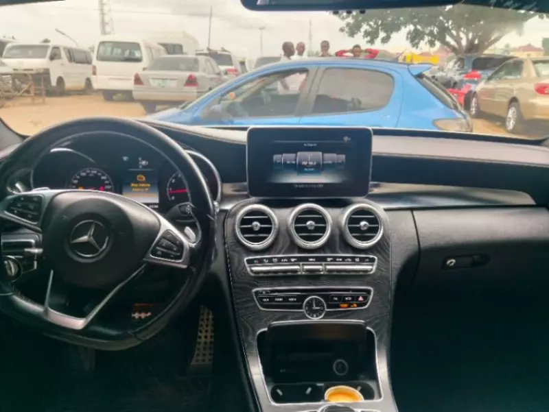 Mercedes-Benz C 400   - 2015