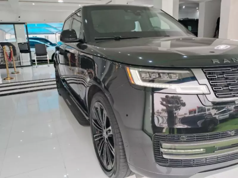 RANGE ROVER Bespoke    - 2023