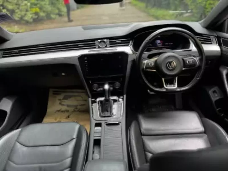 Volkswagen Arteon   - 2018