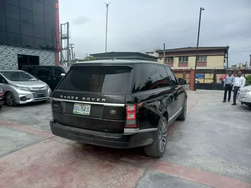 Land Rover Range Rover   - 2015