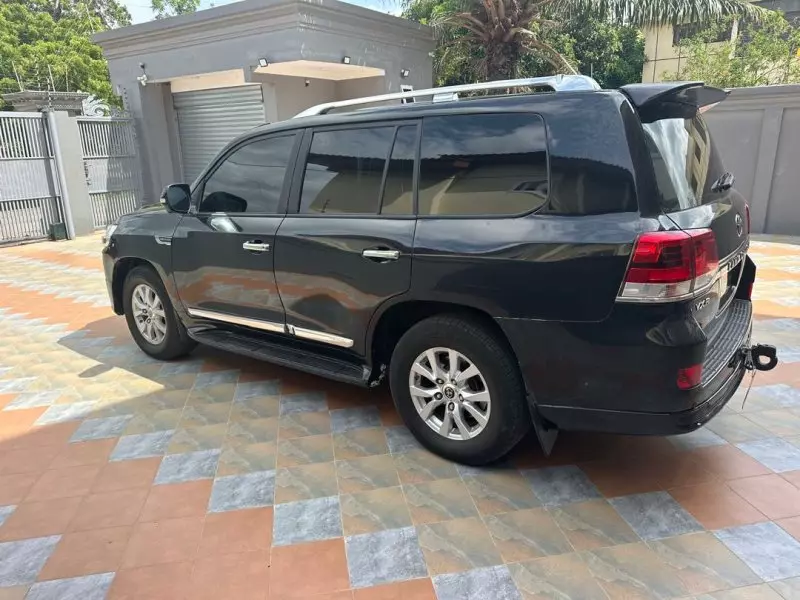 Toyota  Land Cruiser VXR V8   - 2021