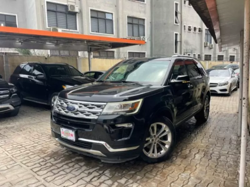 Ford Explorer XLT 3.5L   - 2018