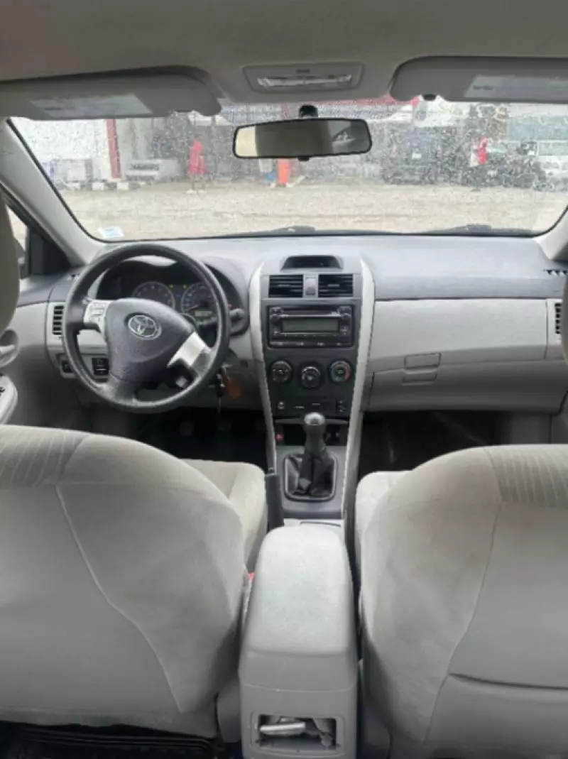 Toyota Corolla   - 2013