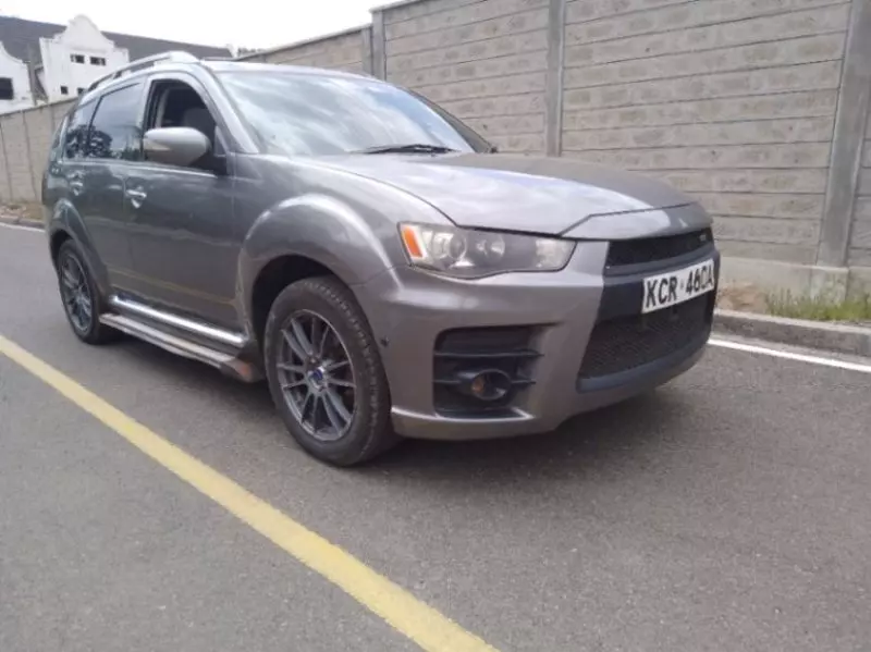 Mitsubishi OUTLANDER   - 2008