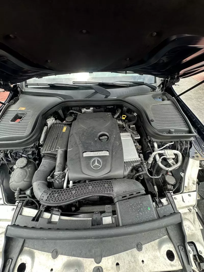Mercedes-Benz GLC 300   - 2016