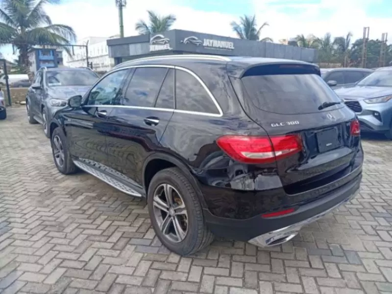 Mercedes-Benz GLC 350   - 2016