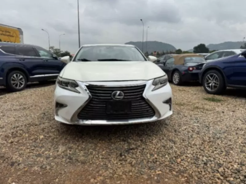Lexus ES 350   - 2013