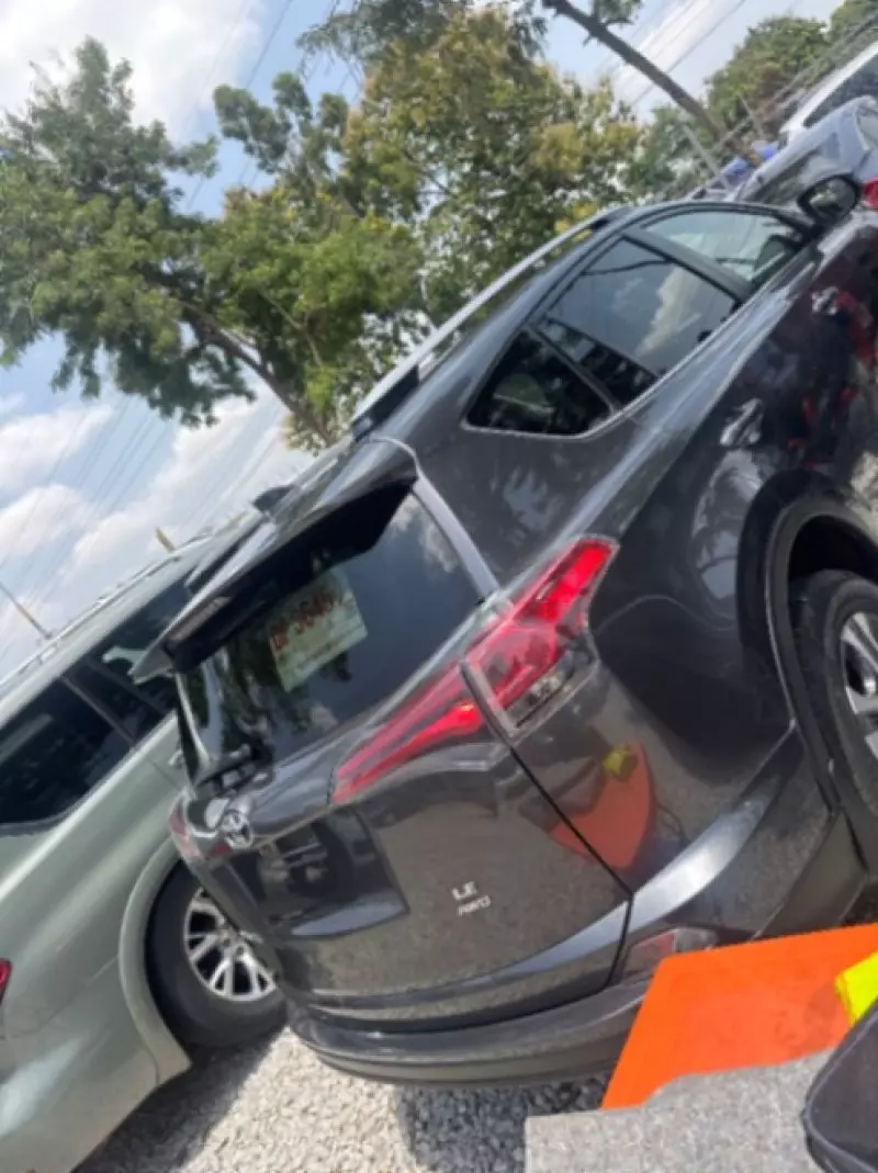 Toyota RAV 4   - 2018