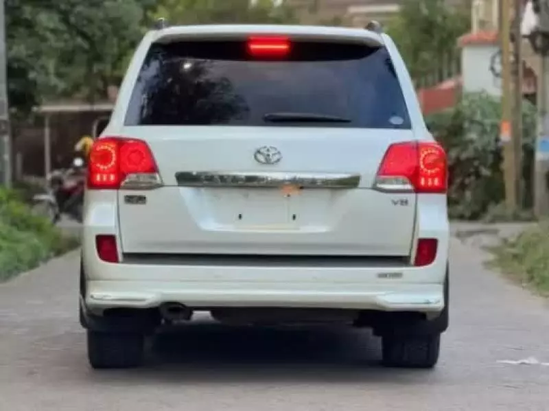 Toyota Landcruiser ZX