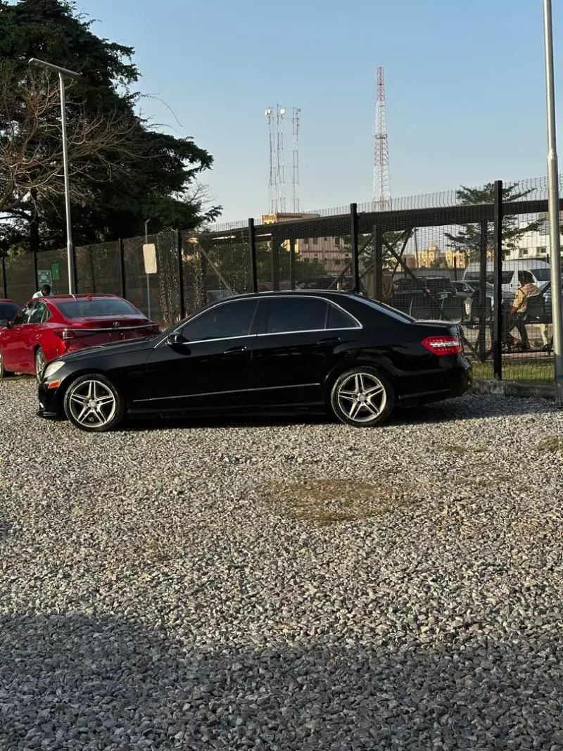Mercedes-Benz E 350   - 2011