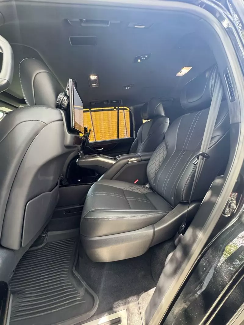 Lexus LX 600   - 2023