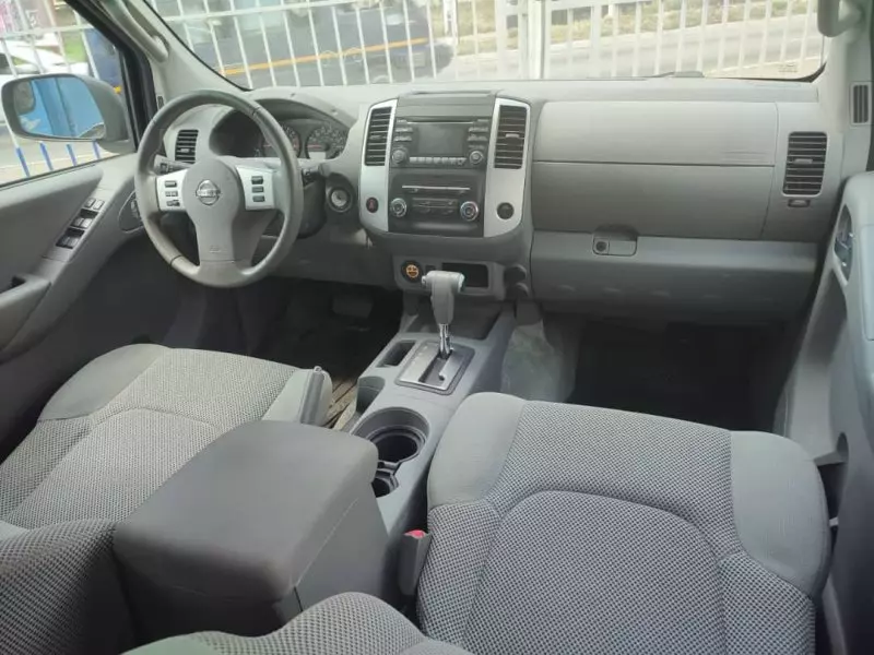 Nissan Frontier   - 2014