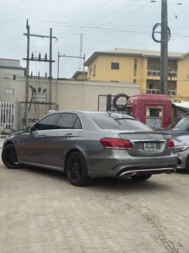 Mercedes-Benz E 350   - 2015