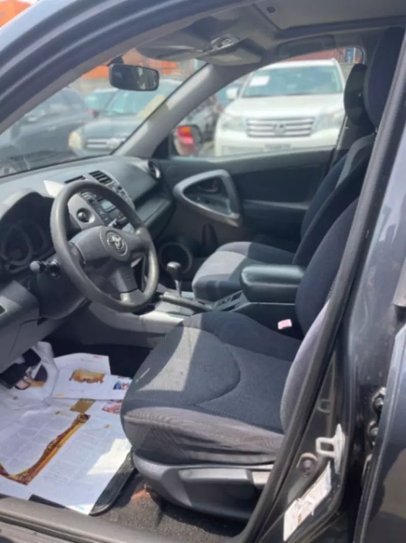 Toyota Rav4   - 2006