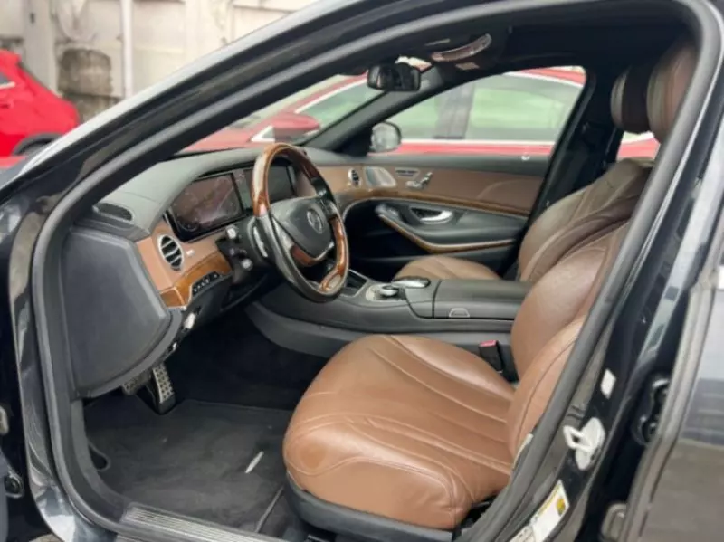 Mercedes-Benz S 550 - 2015
