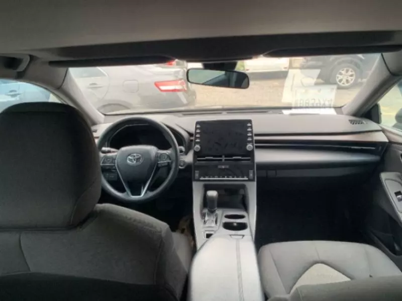 Toyota Avalon   - 2020