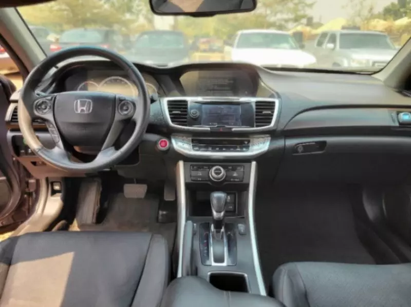 Honda Accord   - 2014