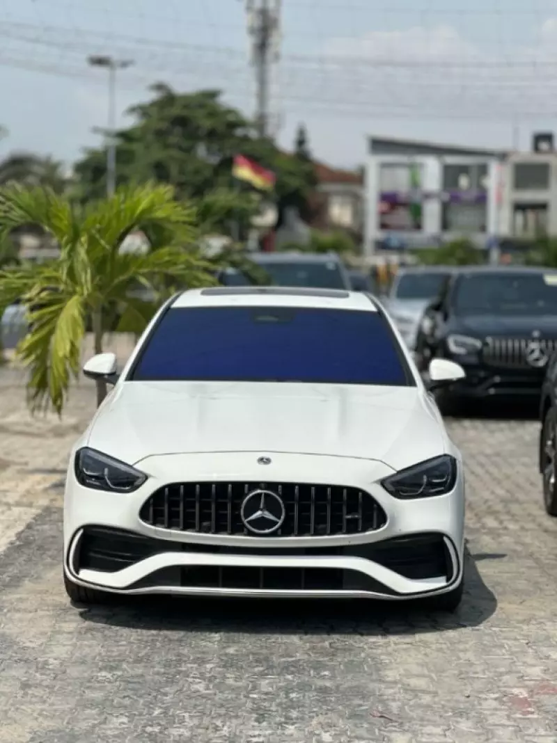 Mercedes-Benz C-Class - 2023