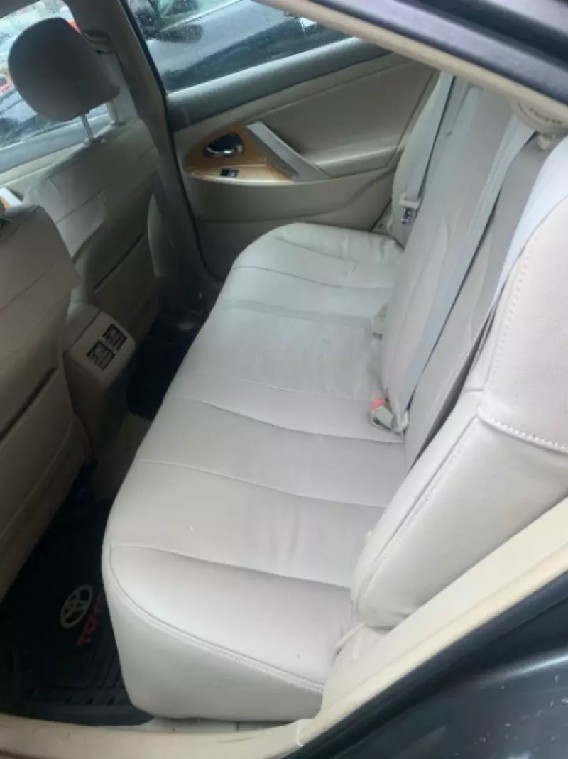 Toyota Camry   - 2007