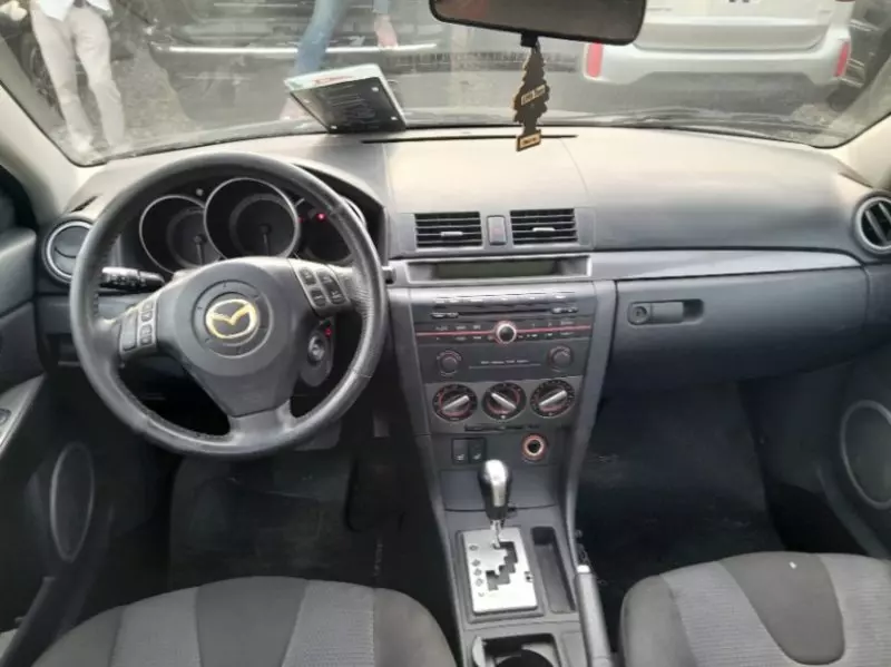 Mazda 3   - 2008