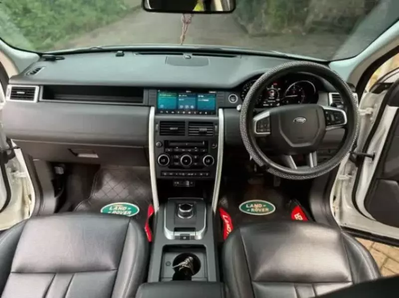 Land Rover Discovery   - 2018