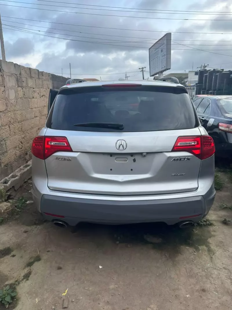 Acura MDX   - 2008