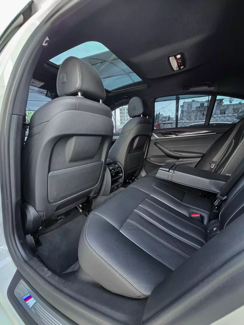 BMW 523I   - 2017