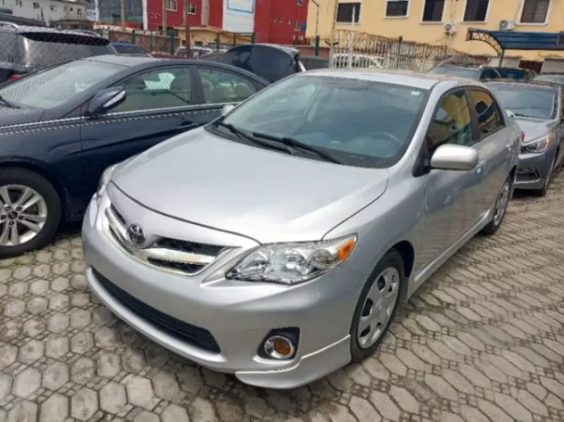 Toyota Corolla   - 2013