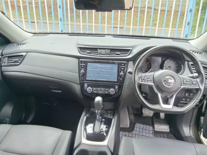 Nissan X-Trail   - 2018