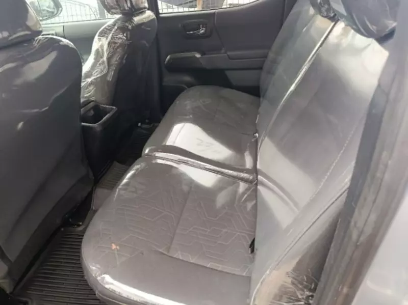 Toyota Tacoma   - 2017