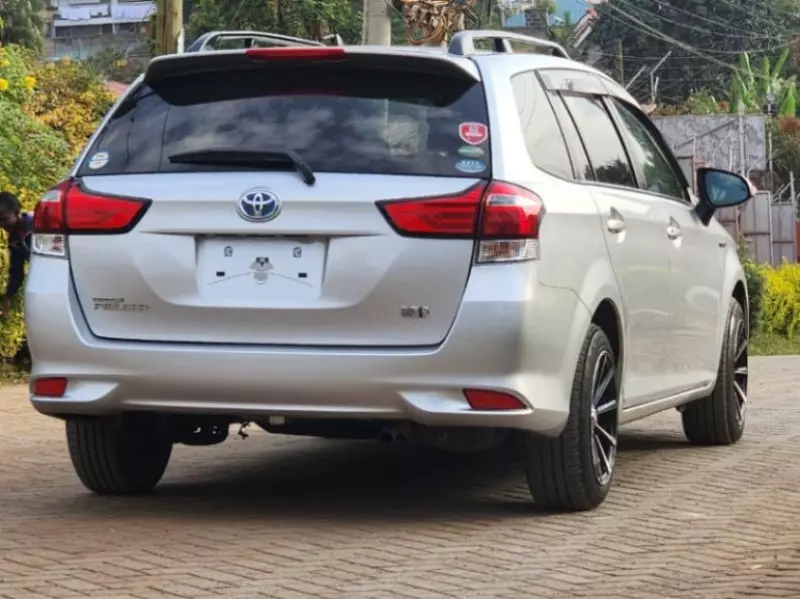 Toyota Fielder    - 2018