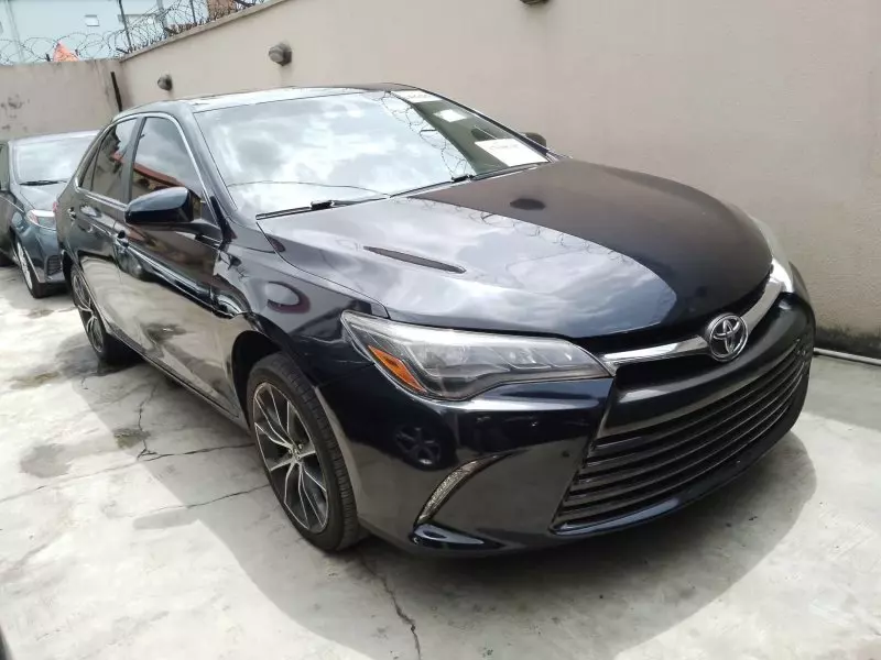 Toyota Camry   - 2015