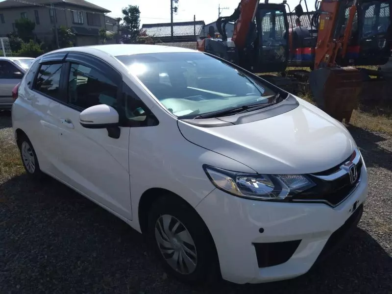 Honda Fit   - 2016