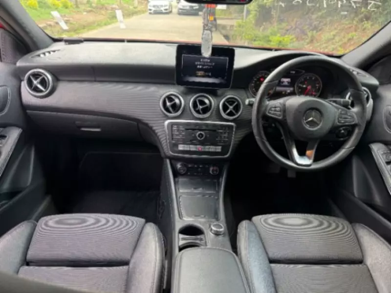 Mercedes-Benz A 180   - 2018